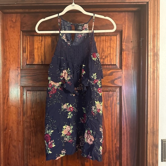 Torrid Navy Floral Tank Top - Picture 1 of 3